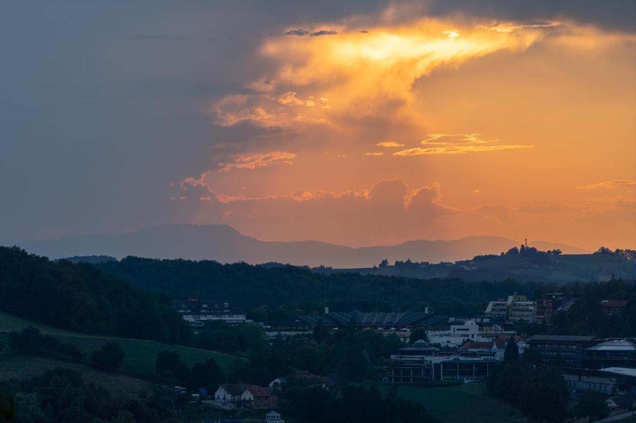 Hotel Garni Oasis Loipersdorf Jennersdorf Exteriör bild