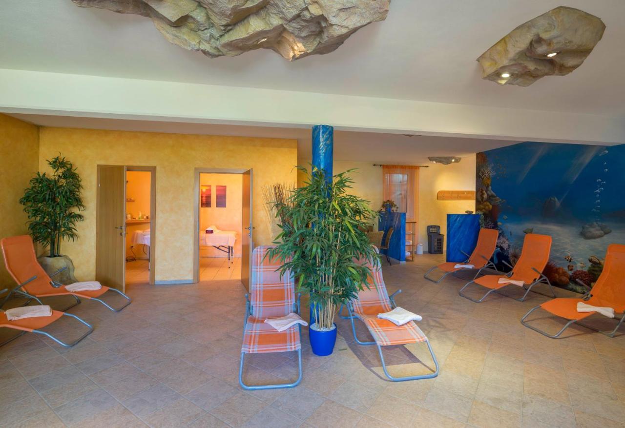 Hotel Garni Oasis Loipersdorf Jennersdorf Exteriör bild